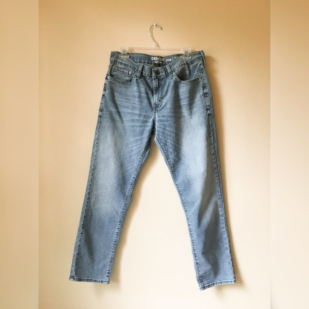Denizen from Levi’s Men's 216 Skinny Fit Jeans